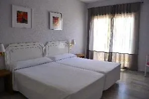 מלון Flatotel Internacional 5*